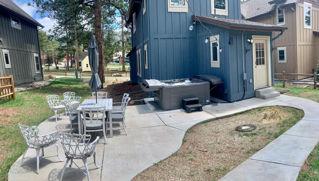 Black Bear Cabin With Hot Tub Woodland Park Luaran gambar